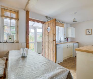 2 bedroom terraced house to rent - Photo 5