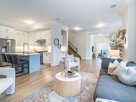 For Lease - 95 Viva Gardens, Oakville, Ontario - Photo 2