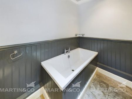 2 bedroom terraced house to rent - Photo 3