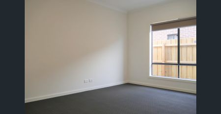 Family Home! - Photo 5