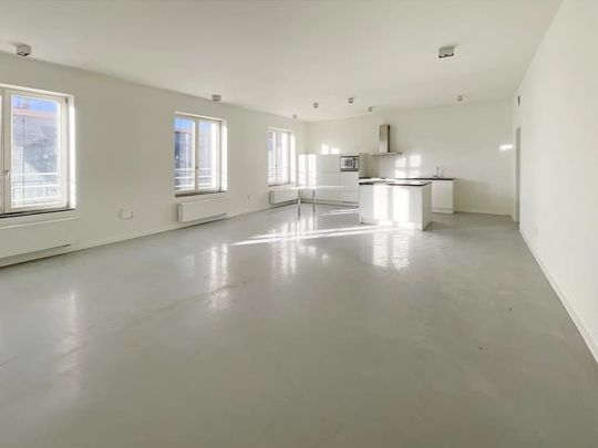 Appartement te huur - Photo 1