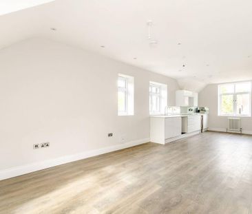 3 bedroom flat to rent - Photo 1