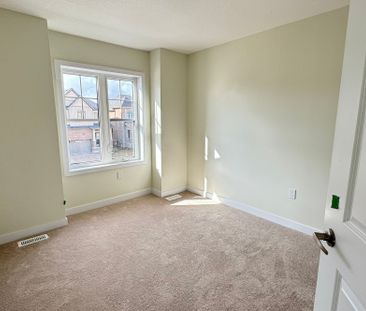 For Lease - 19 Shrubsall Street, Cambridge, Ontario - Photo 5