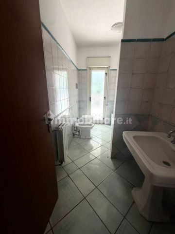 Quadrilocale via Giuseppe Verdi 5, Centro, Caltanissetta - Photo 2