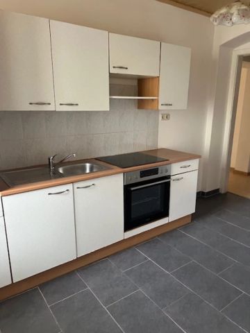 BARRIEREFREI ! Perfekt geeignet für Studenten oder Singles! Gemütliche 2 Zimmer wohnung - sofort verfügbar! - Photo 2