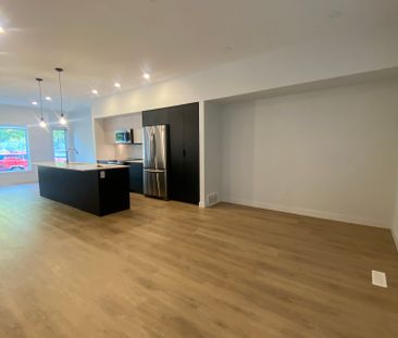 Killarney – a quiet, family-friendly neighborhood close to parks an... - Photo 4