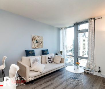 Condo in Downtown Vancouver, BC - Photo 3