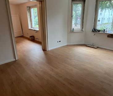 Kernsanierte 3,5 Zimmer Wohnung in zentraler Lage - Foto 1