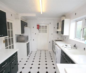 4 bedroom house to rent - Photo 5