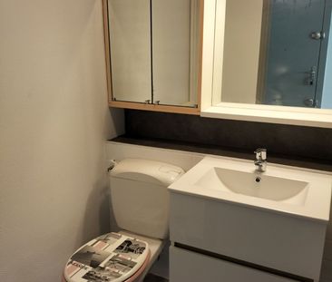Location Appartement 1 pièce 31m² - Photo 2