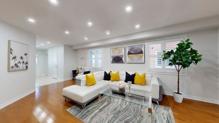 For Lease - 302 Redstone Road Unit# Upper, Richmond Hill, Ontario - Photo 2