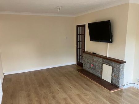 2 bedroom bungalow to rent - Photo 2