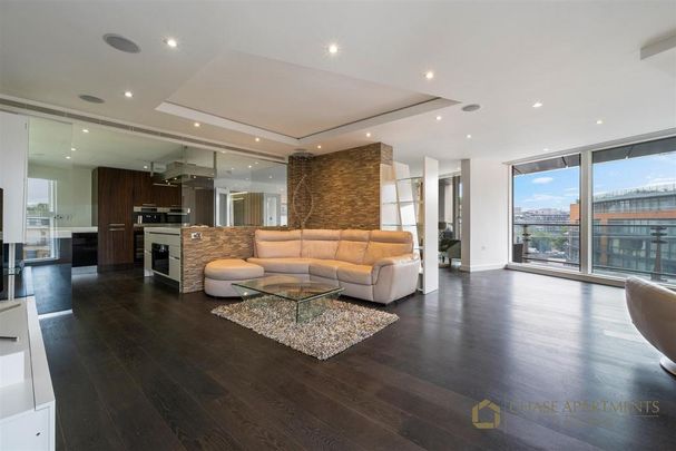 3 bedroom apartment to rent - Photo 1