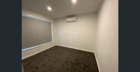 Spacious & Bright Townhouse - Photo 5