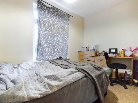 7 bedroom semi-detached house to rent - Photo 5