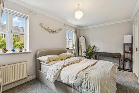 4 bedroom terraced house to rent - Photo 4