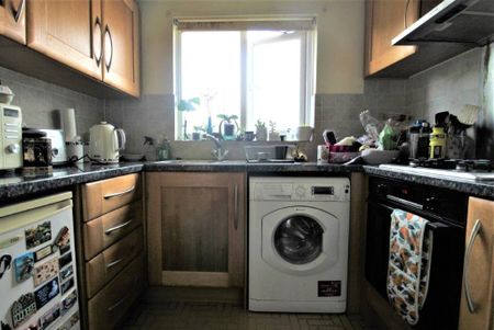 Davies Close, Croydon, CR0 - Photo 4