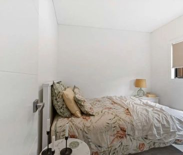 “Neat Two Bedroom Granny Flat” - Photo 4