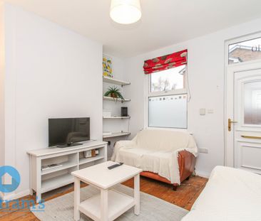 2 bed Mid Terraced House for Rent - Photo 3