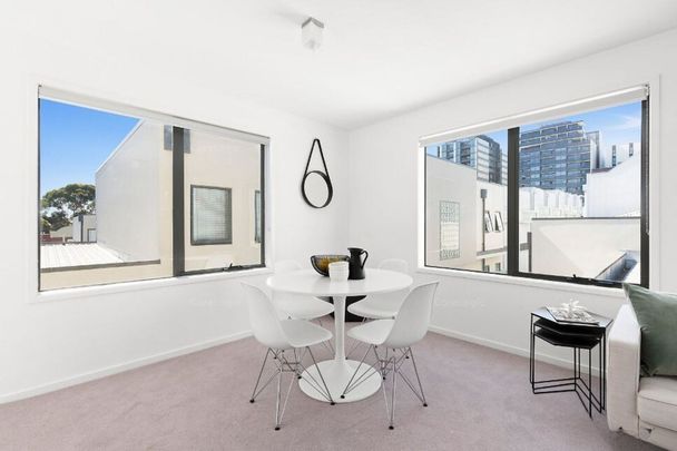 Unit 12/1 Villiers Street, North Melbourne. - Photo 1