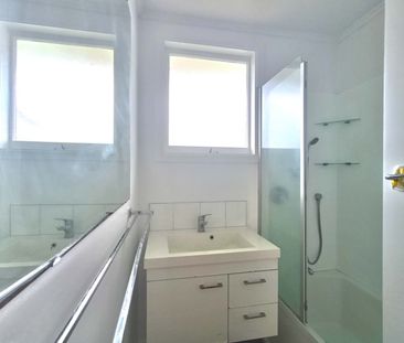 3 Bedrooms family home looking for rent! - Photo 6