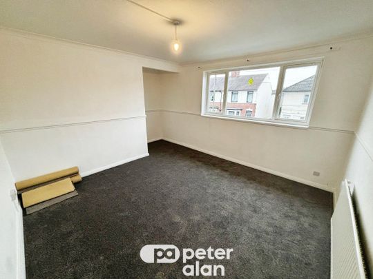 Park Avenue, Rogerstone, NEWPORT - Photo 1