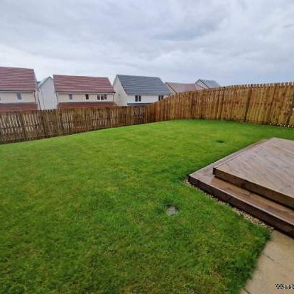 3 bedroom property to rent in Stewarton - Photo 1