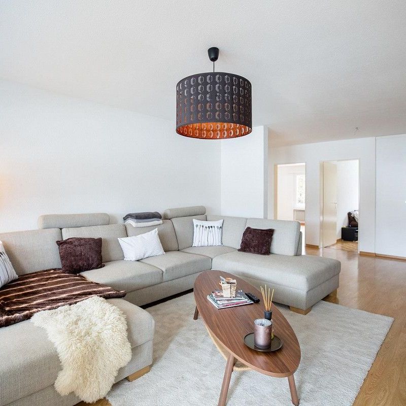 Bright, spacious 4.5-room apartment in a quiet location - Photo 1