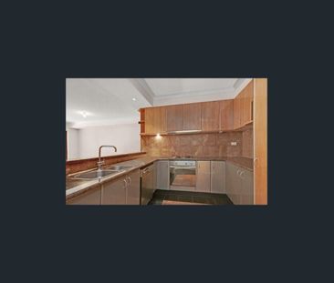 Size, Location & Features! - Photo 3