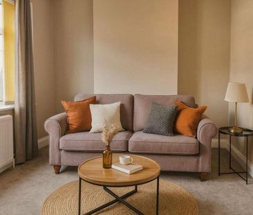 3 bedroom semi-detached house to rent - Photo 1