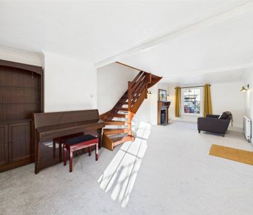 2 bedroom semi-detached house to rent - Photo 2