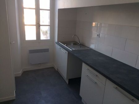 Appartement 1 pièces 30m2 MARSEILLE 7EME 516 euros - Photo 5