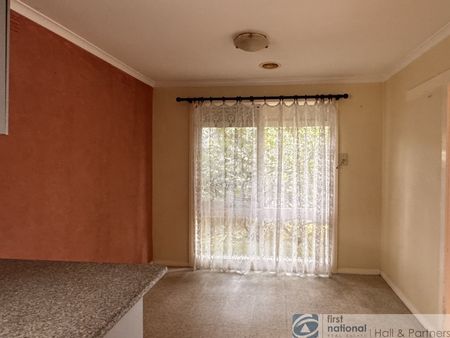 10 Devira Street, Dandenong North - Photo 2