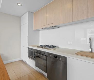 One-Bedroom Unit in Prime Location - Photo 5