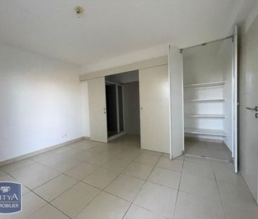 Location Appartement 2 pièces 46m² BOUJAN SUR LIBRON 34760 - Photo 2