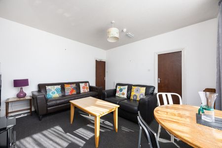 5 Bed Terraced House, Upper Lewes Road, BN2 - Photo 2