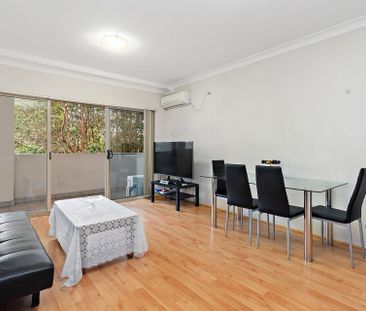 10/6-8 The Crescent, Homebush. - Photo 1