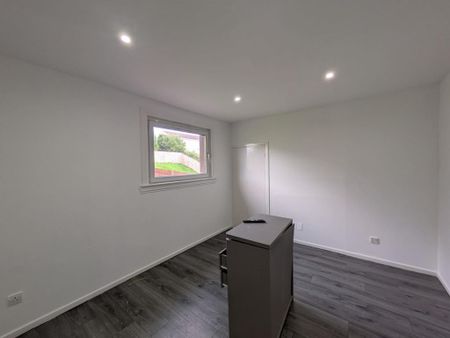 3 bedroom apartment to rent - Photo 5