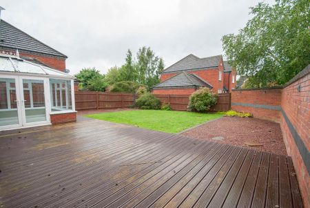 4 bedroom detached house to rent - Photo 4