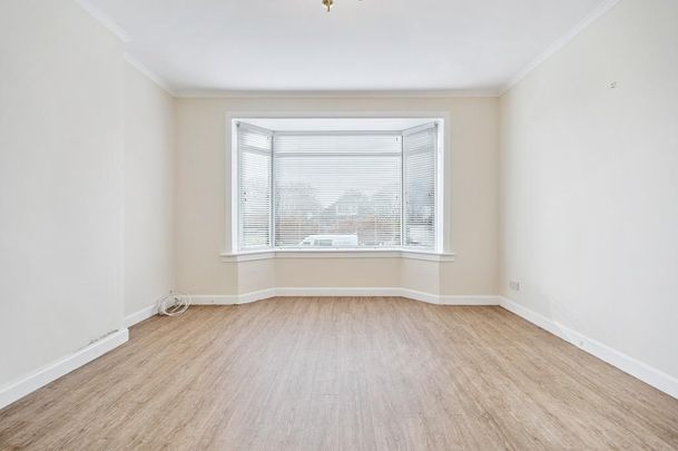 4 bedroom bungalow to rent - Photo 1