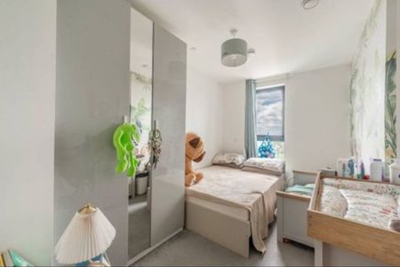 Park Royal, NW10, London - Photo 4