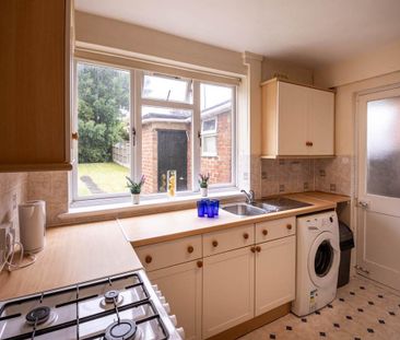 4 bedroom house to rent - Photo 3