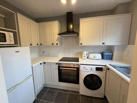 1 bedroom flat to rent - Photo 5