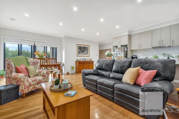 Low Maintenance Living! - Photo 1