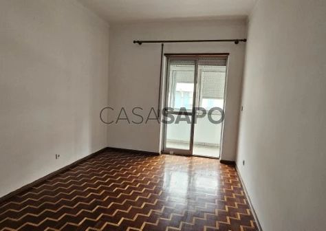 Apartamento T3 para alugar em Almada
