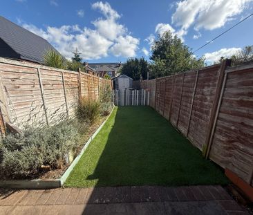 Russell Place, Fareham - Photo 1