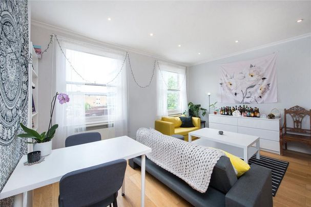 2 bedroom flat to rent - Photo 1