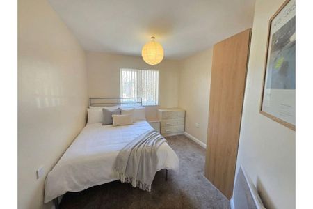 2 bedroom flat to rent - Photo 5