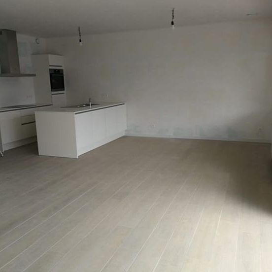 Appartement te huur - Photo 1