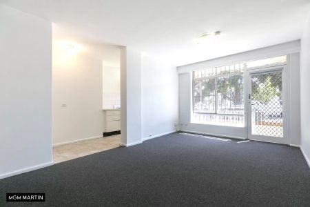 MGM MARTIN - TWO BEDROOM APARTMENT - Photo 2